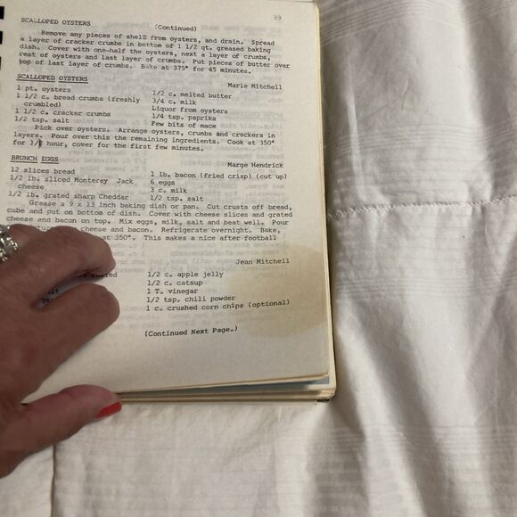 Favorite Recipes 1978 Cookbook Hendricks County Garden Club Indiana - Picture 6 of 12